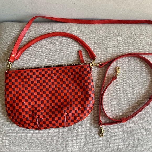CLARE V Petit Moyen Checkered Woven Leather Bag - Picture 3 of 9